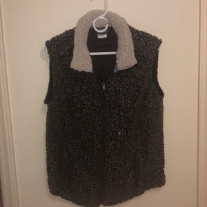 Properly Tied Fleece Vest